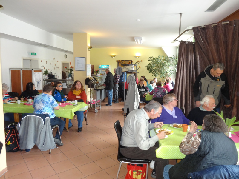 Suppenküche Mahlzeit 2704