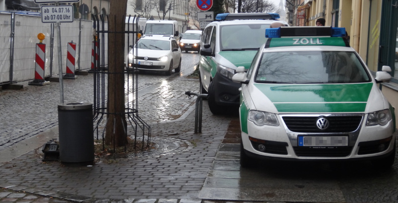 polizeieinsatz oschatzer straße1412