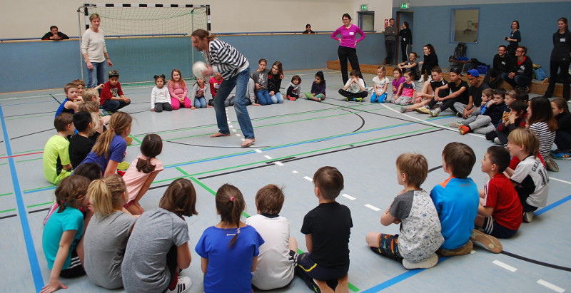 Sporttag_MotorMickten kennenlernrunde