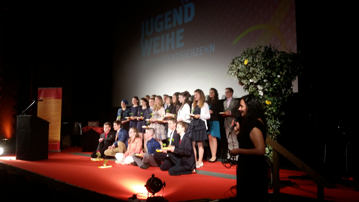 roter baum jugendweihe