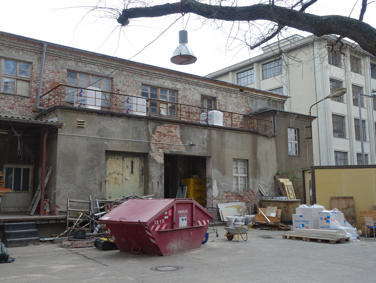 zentralwerk gemeinschaftshaus hinten