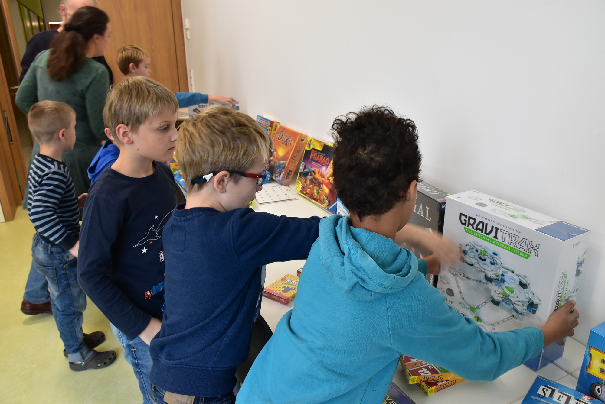 Schulbibo_Makarenkoschule Start