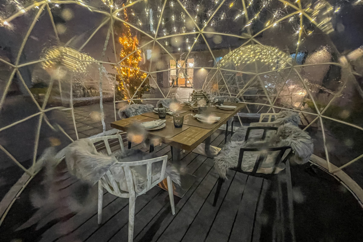 Iglus der Elbuferei im Arcotel Hafencity Foto: Ulrich van Stipriaan