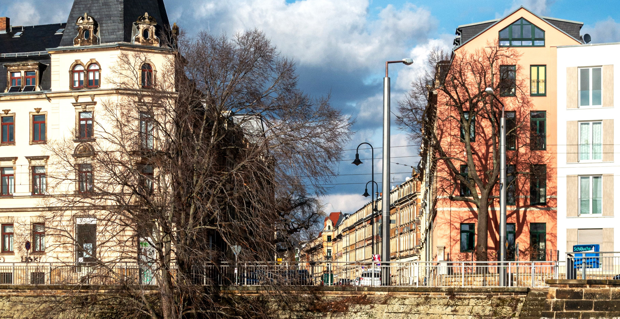 Blick von der Molenbrücke Pieschen in die Rehefelder Straße. Foto: Joachim Brückner (2024)