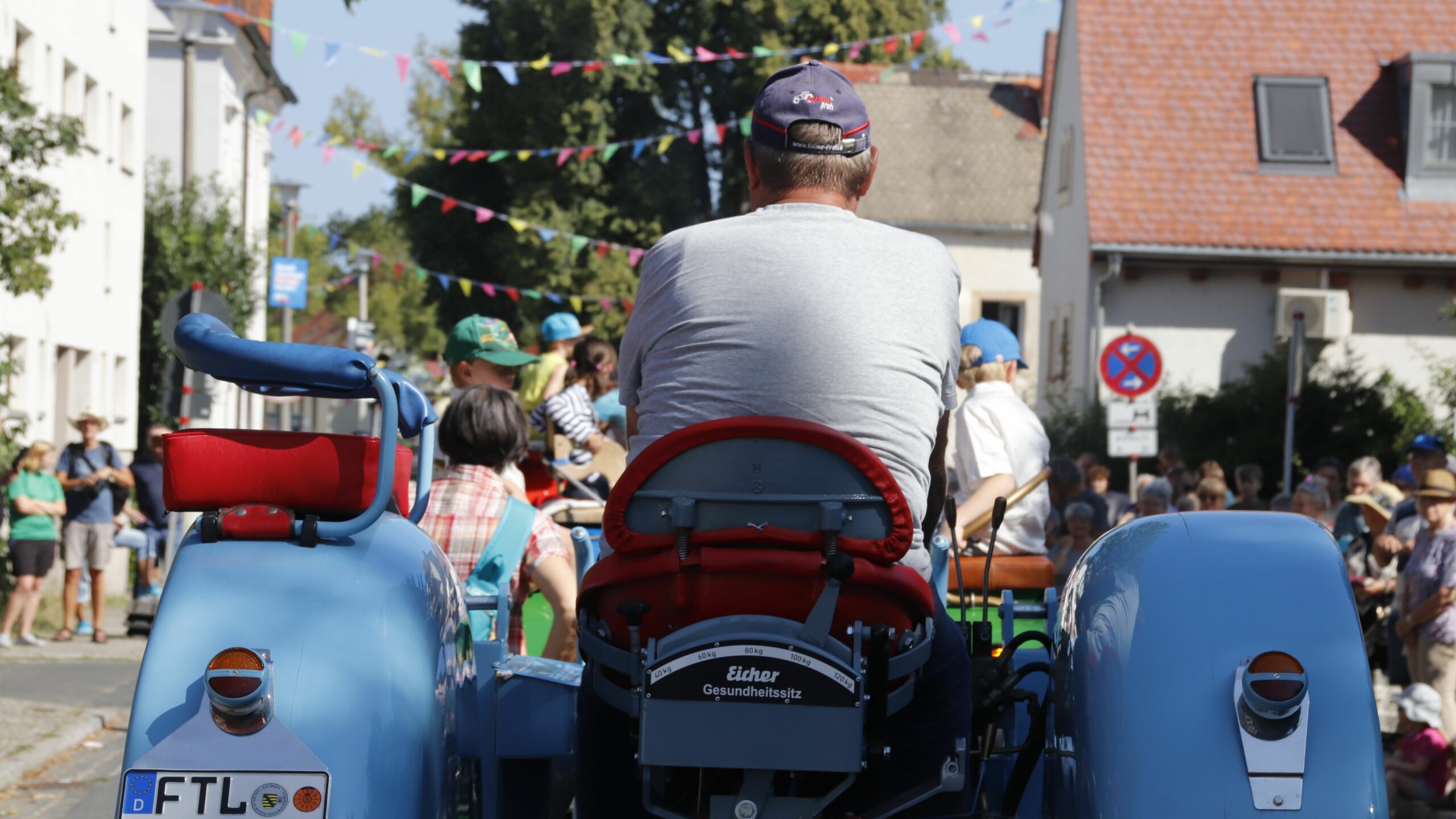 Gesunde Fahrt auf dem Trecker