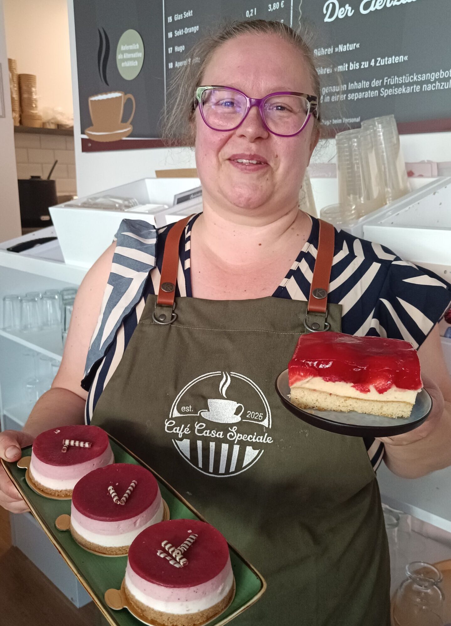 Macht mega Moussetörtchen: Babette vom inklusiven "Café Casa Speciale".