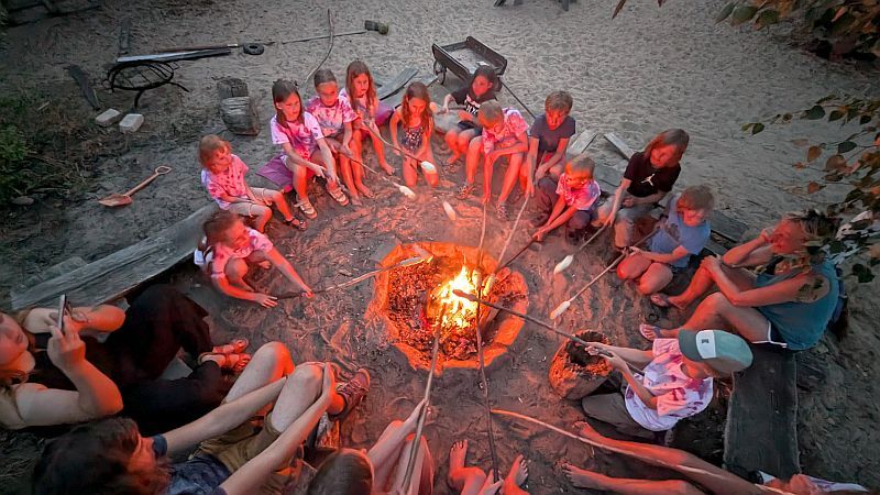 In der letzten Ferienwoche: Naturnaher, Aktionsreicher und tierlieber Ferienausklang im "Eselnest". Foto: Eselnest