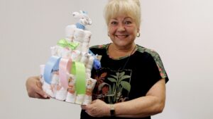 Wenn Windeln zur Torte werden Sie macht aus Windeln Torten: Andrea Rehn - Foto: S. Mutschke