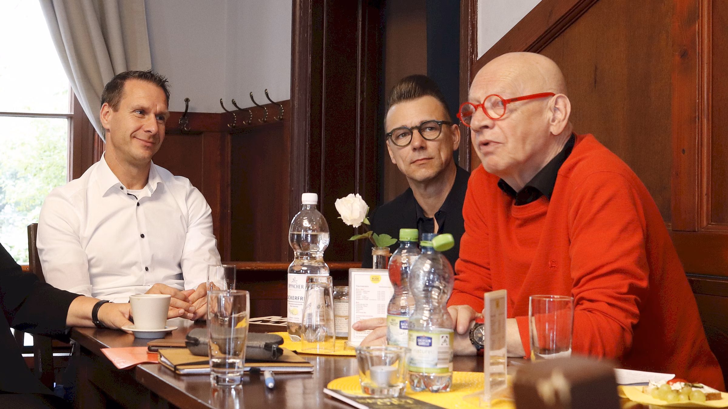 Marcel Körner, Vertriebsleiter Sächsische Lotto-GmbH, "Möglichmacher" Guido Gentzel und Chef-Pantomime Ralf Herzog - Foto: J. Frintert