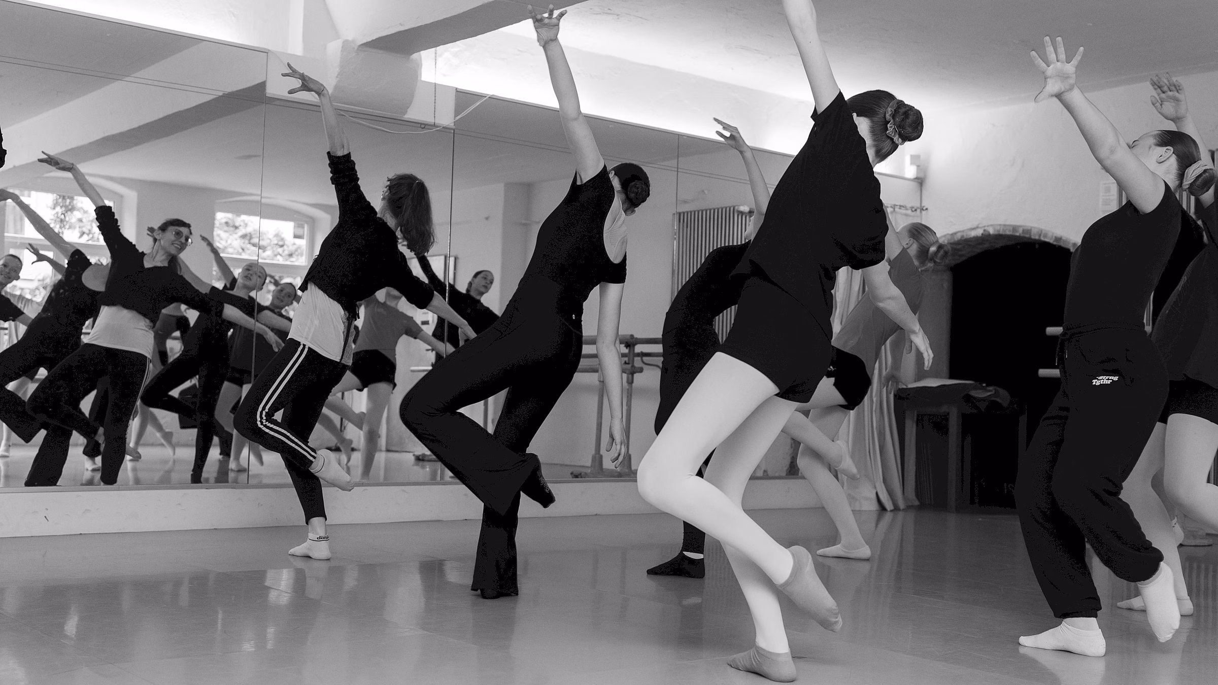 Tanz in den Herbst in der Tanzquelle Elbflorenz - Foto: PR/Hanna Hoffmann