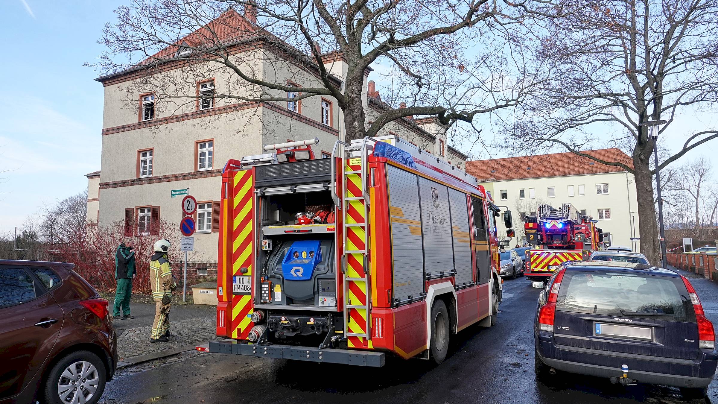 Feuerwehreinsatz in Dresden-Kaditz - Foto: Roland Halkasch