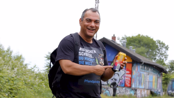 Verspielter Pfandsammler: Sammy Zimmermanns - Foto: J. Frintert