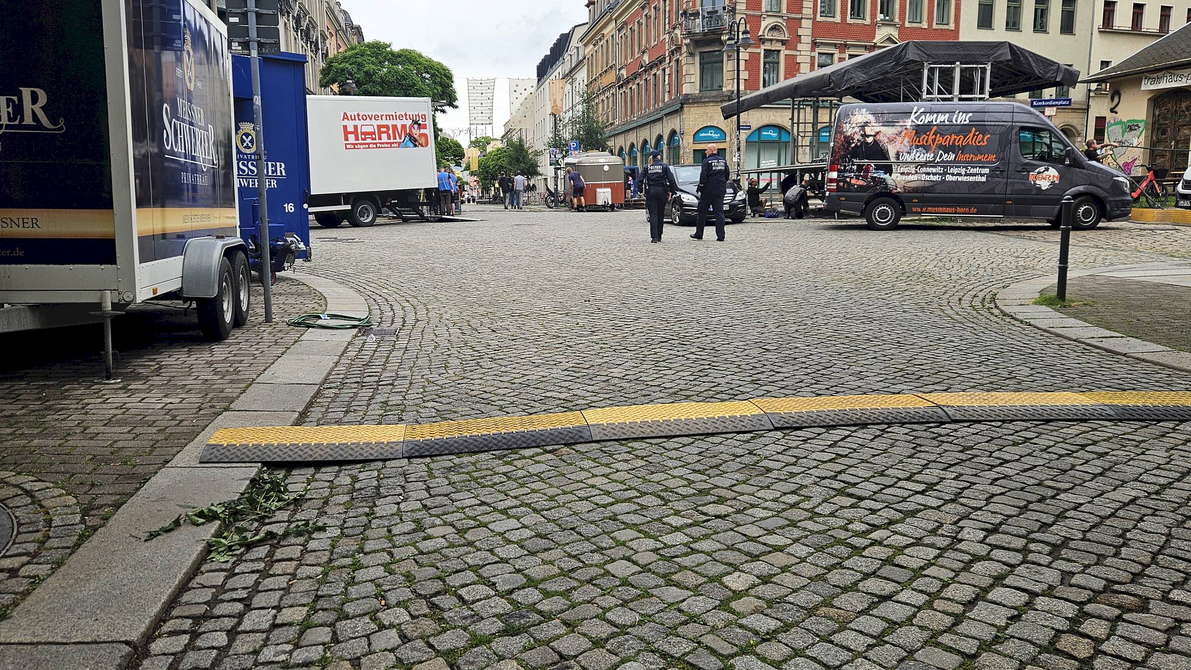 Rund um den Konkordienplatz wird fleißig aufgebaut. Foto: J. Frintert