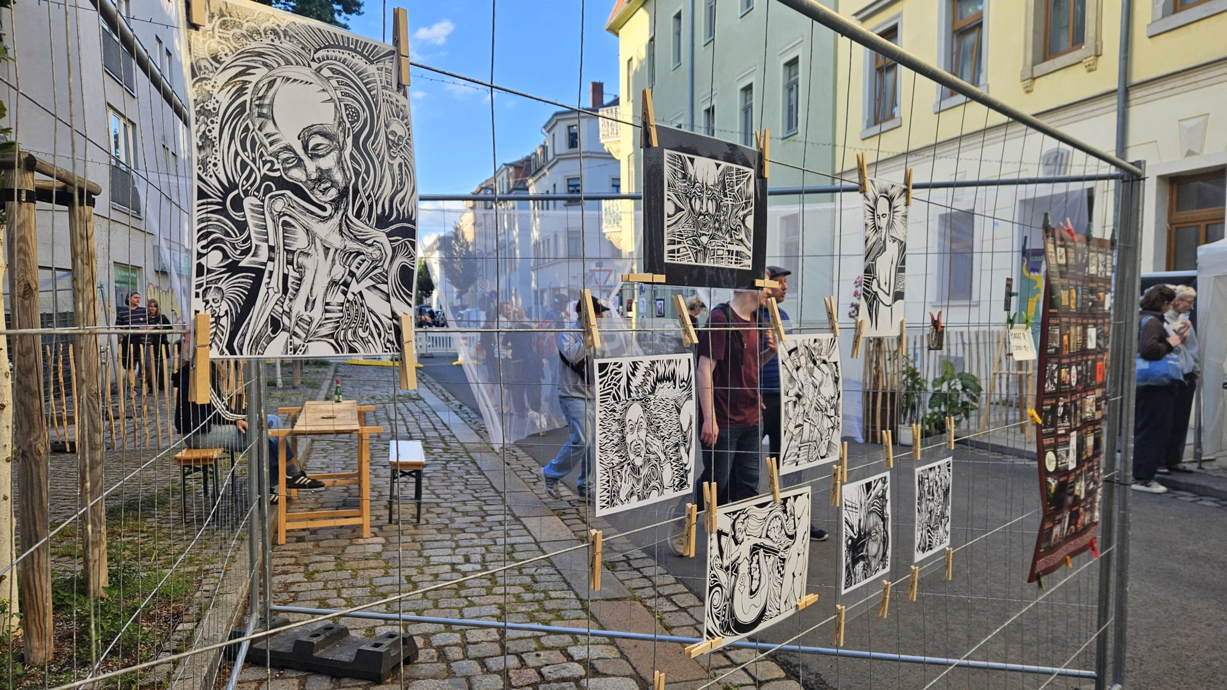Mobile Galerie in der Torgauer Straße - Foto: J. Frintert