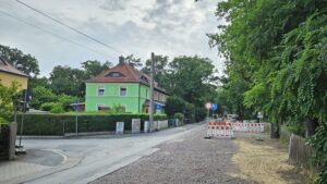 In Höhe der Rahnstraße soll die Neuländerstraße eine sogenannte Fußwegorstreckung bekommen. Foto: J. Frintert